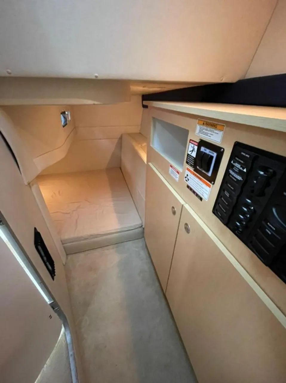 Lancha Bayliner 310 Diesel - Foto 6