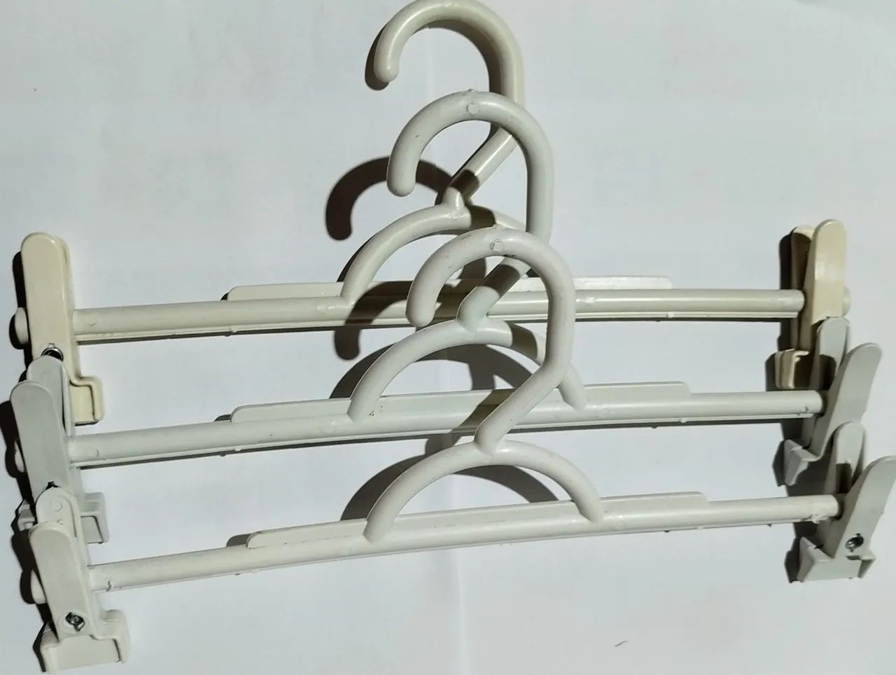 Cruzetas com prendedor branco  - Foto 3