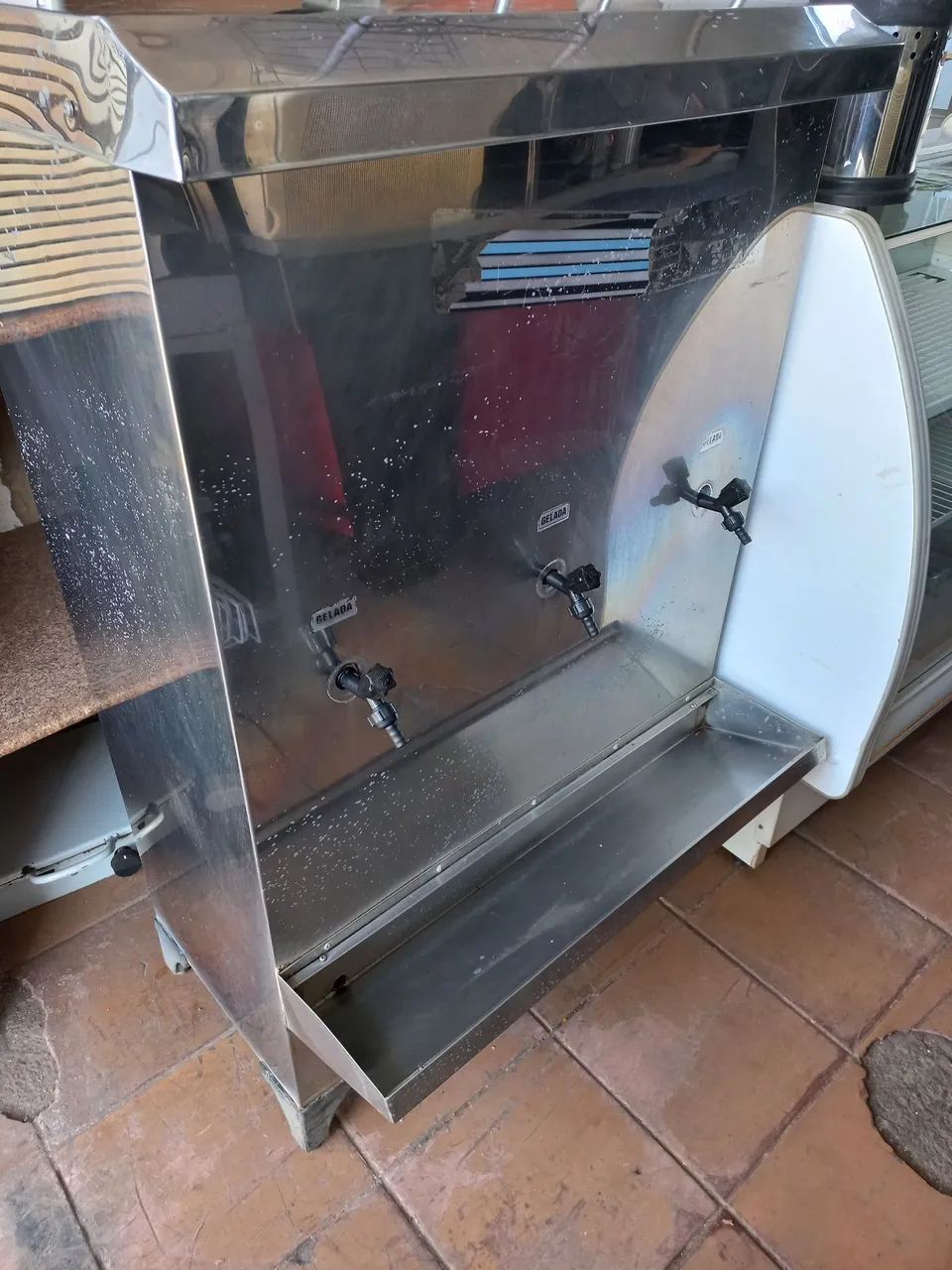 Bebedouro industrial inox 100 litros  - Foto 2