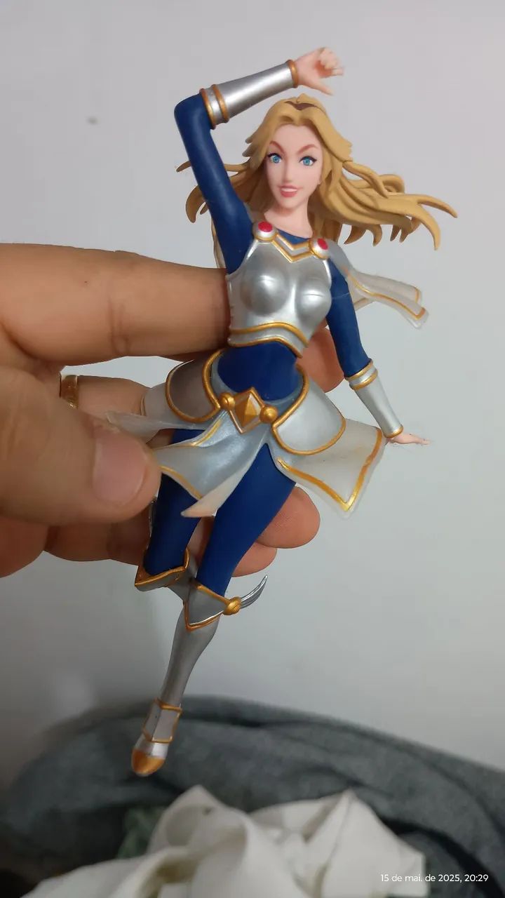 Lux - Estatueta/Caneta League of Legends - Foto 3