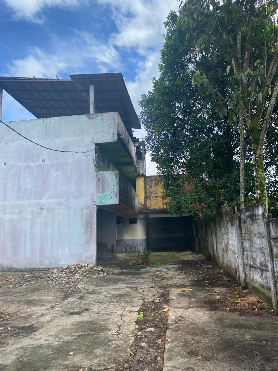 Vende-se terreno na MARAMBAIA