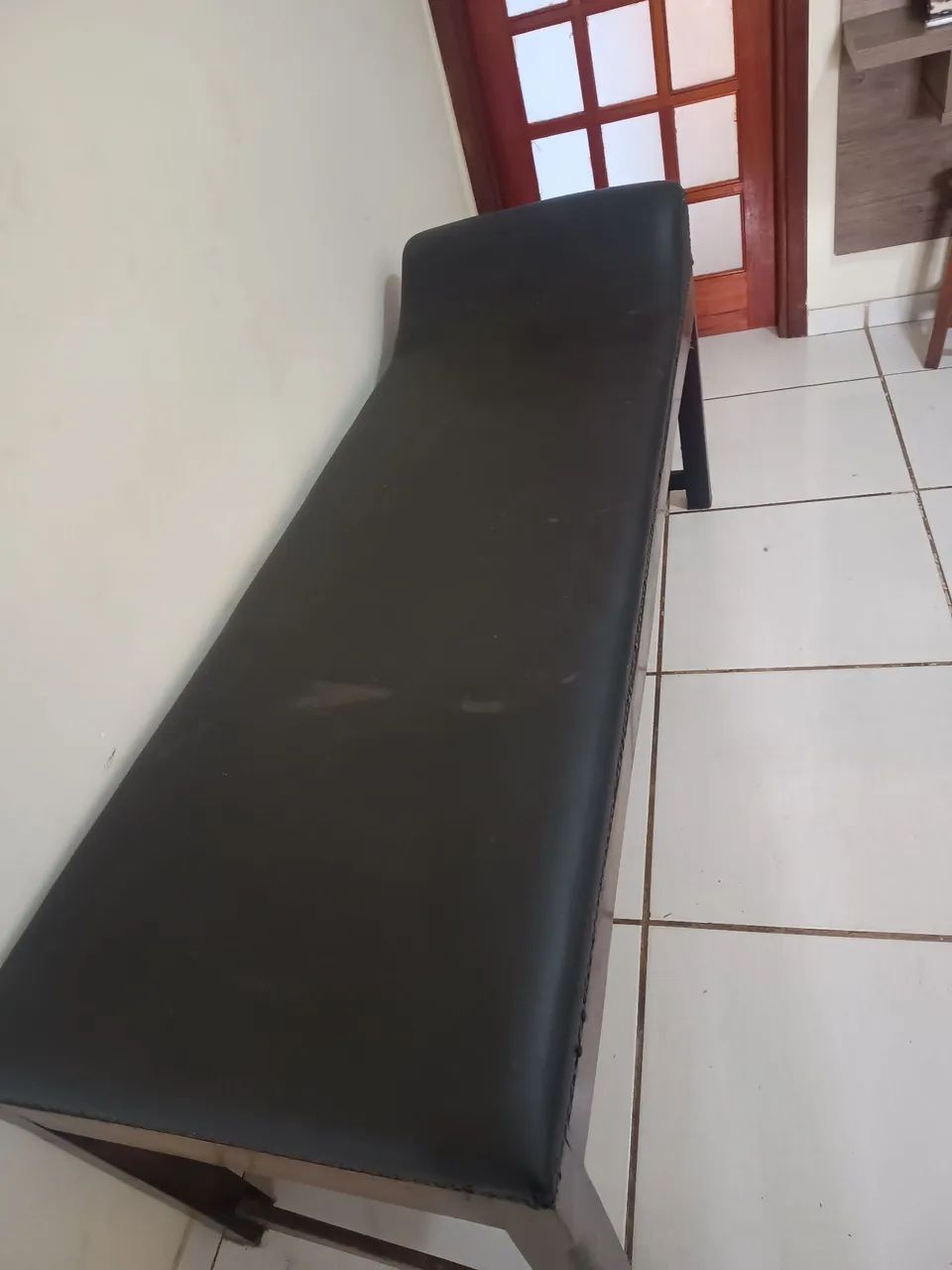 Chaise Longue Clássica em Couro - Foto 2