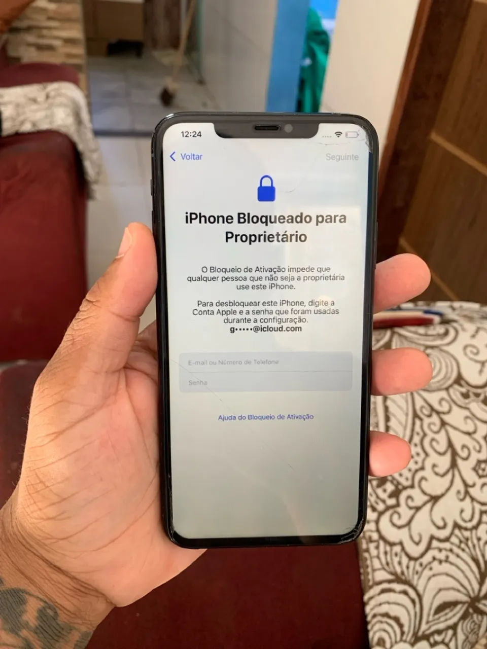 iPhone 11 Pro Max retirada de peças, A tela não tá trincada!