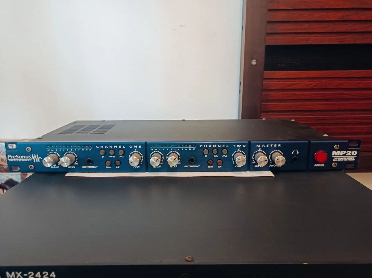 PreSonus MP20 - Pré amplificador de microfone