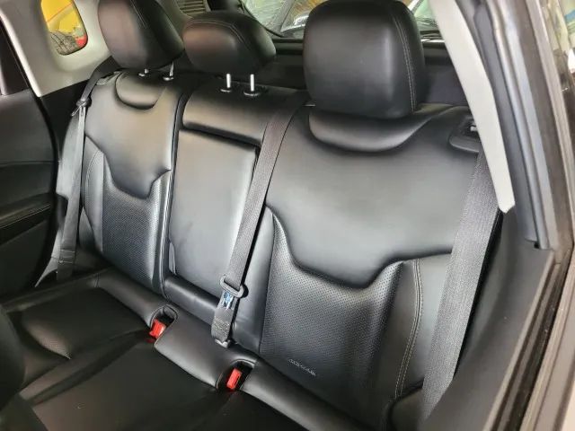 Jeep Compass Longitude 2.0 4X2 Flex 16V Aut. 2017 - Foto 5