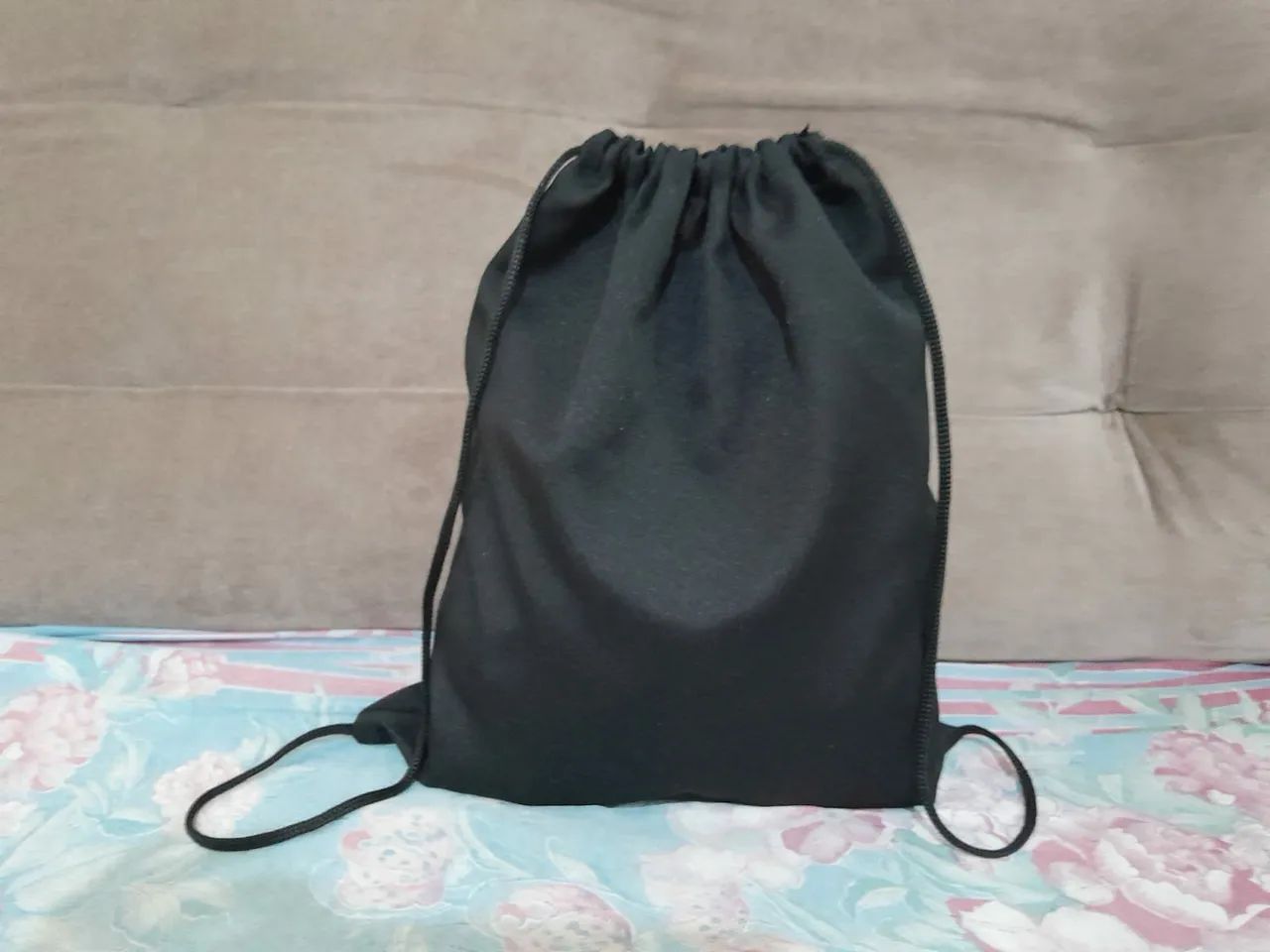 Mochila Saco Academia Lisa Preta  - Foto 2