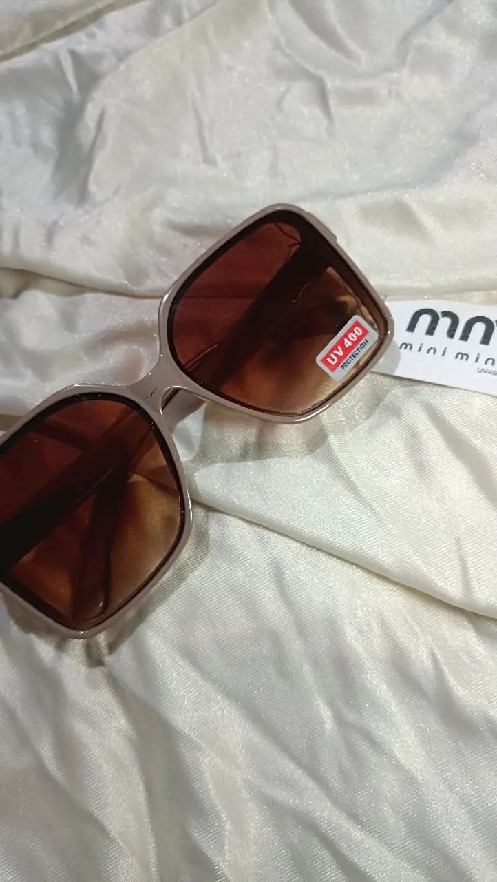 Óculos oversized mini mini, novo.