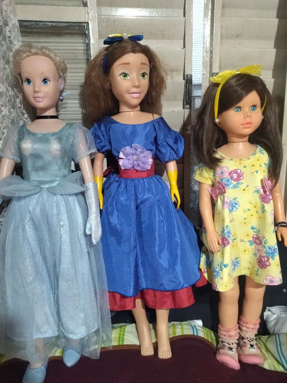 bonecas de 80 centímetros 80 cada uma 