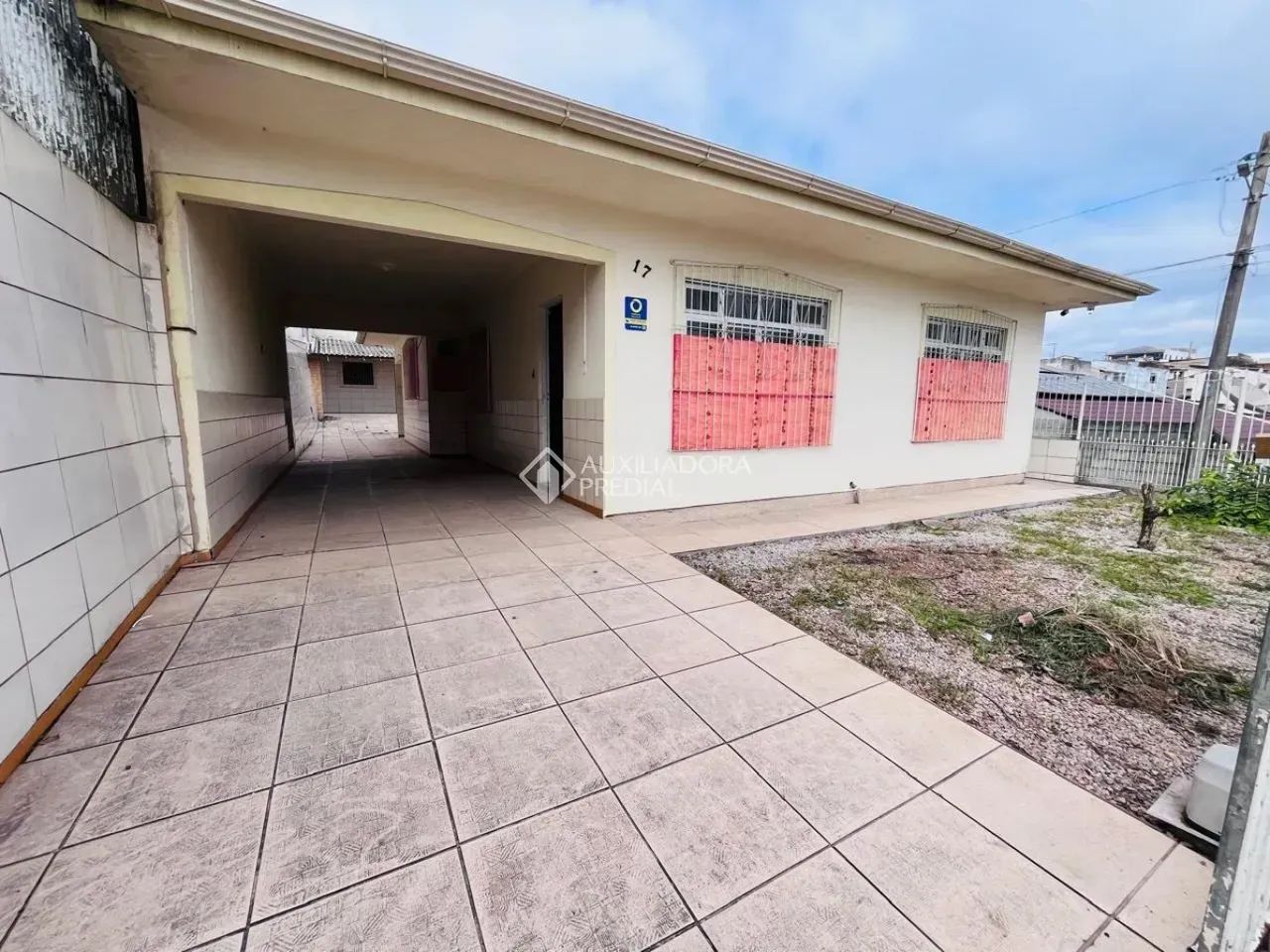 Casa com terreno de 360m/Jardim atlantico/Florianopolis