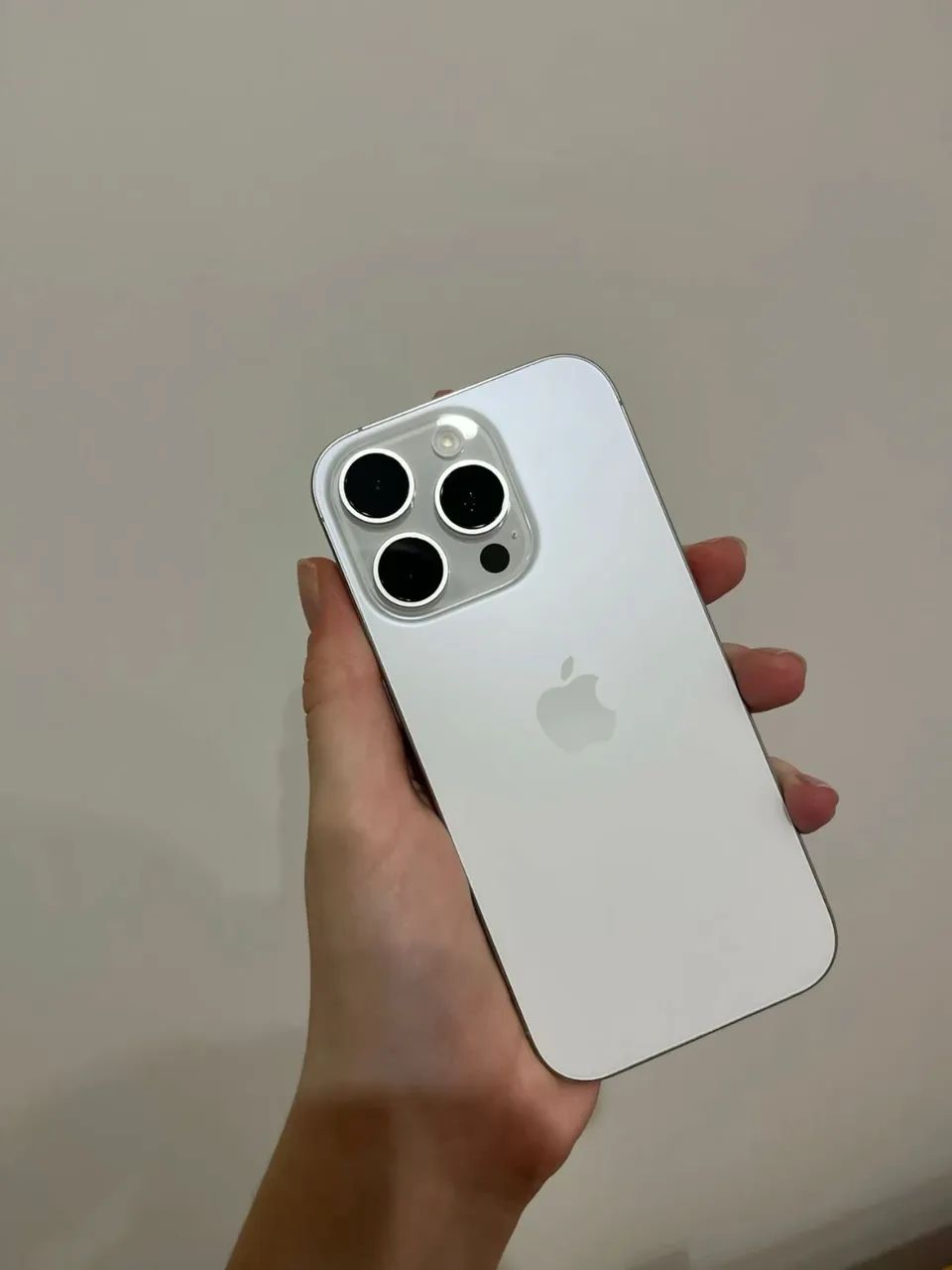 iPhone 15 Pro - 128gb - 87% bateria - Celulares e Smartphones