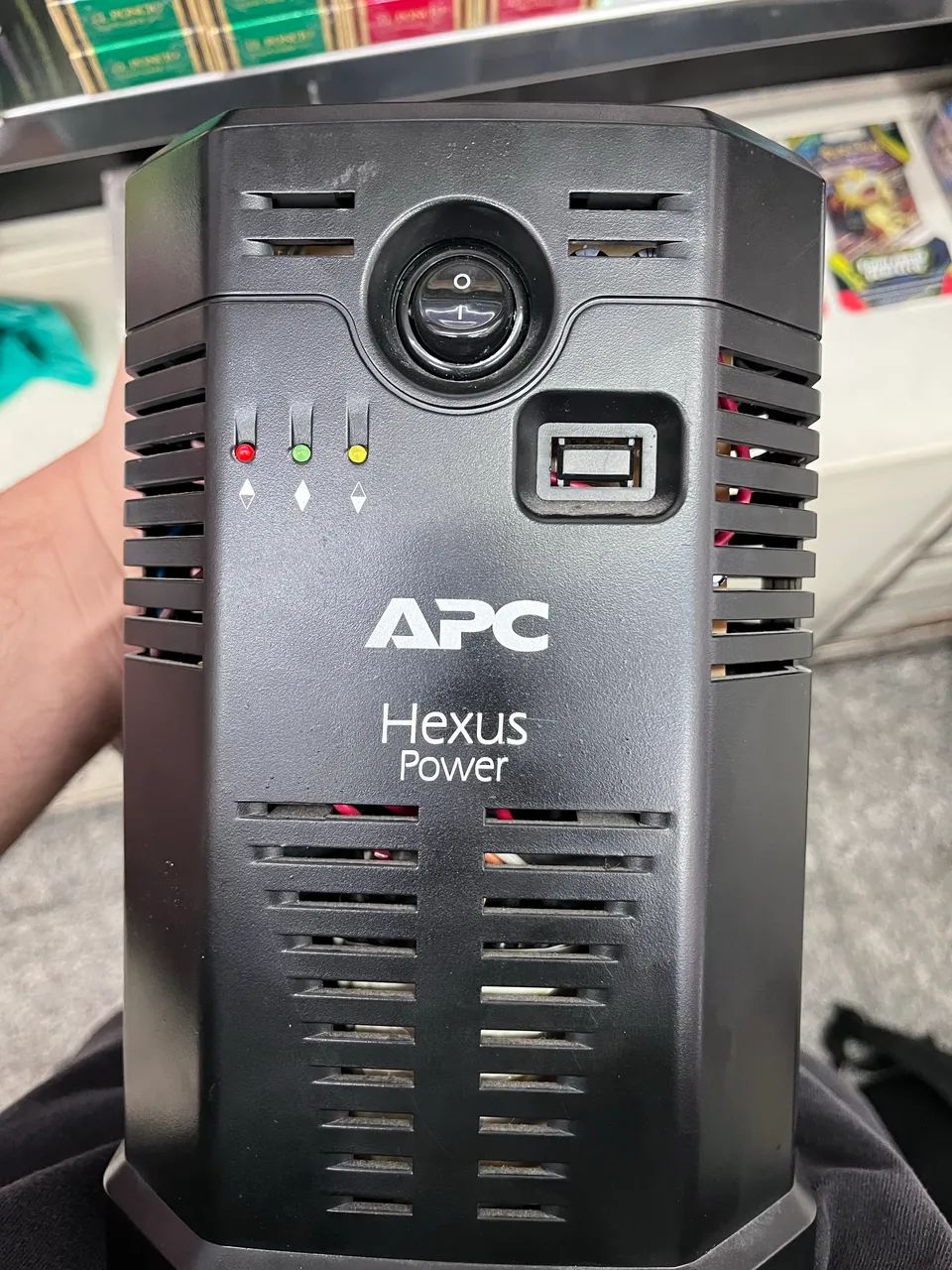 Nobreak APC Hexus Power 500VA - Bivolt Automático - Foto 4