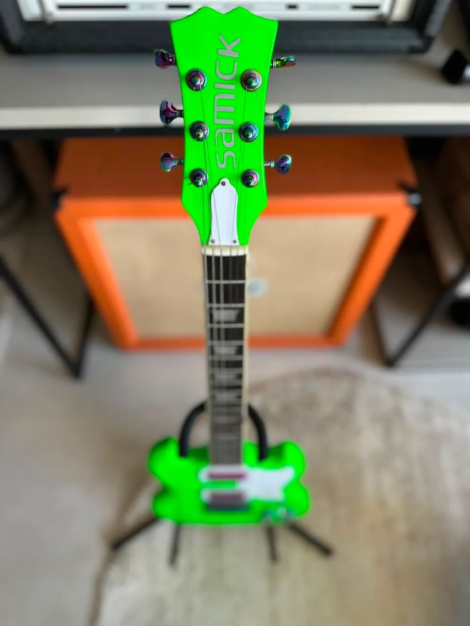 Guitarra Verde Neon - Foto 2