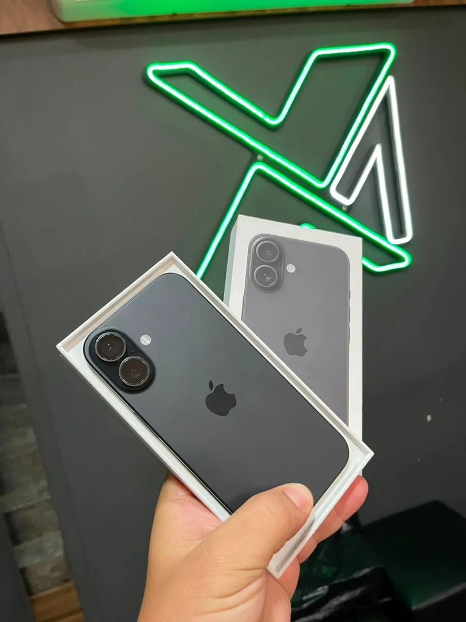 iPhone 16 sem detalhes pronta entrega - levo até você  - Foto 2