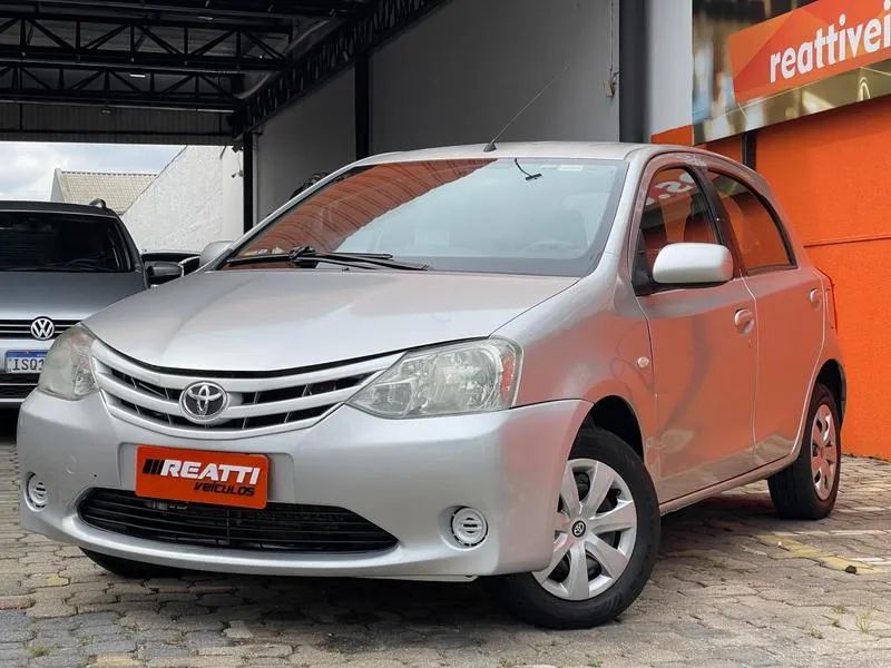 Toyota Etios ETIOS 1.3 Flex 16V 5p Mec. 2013