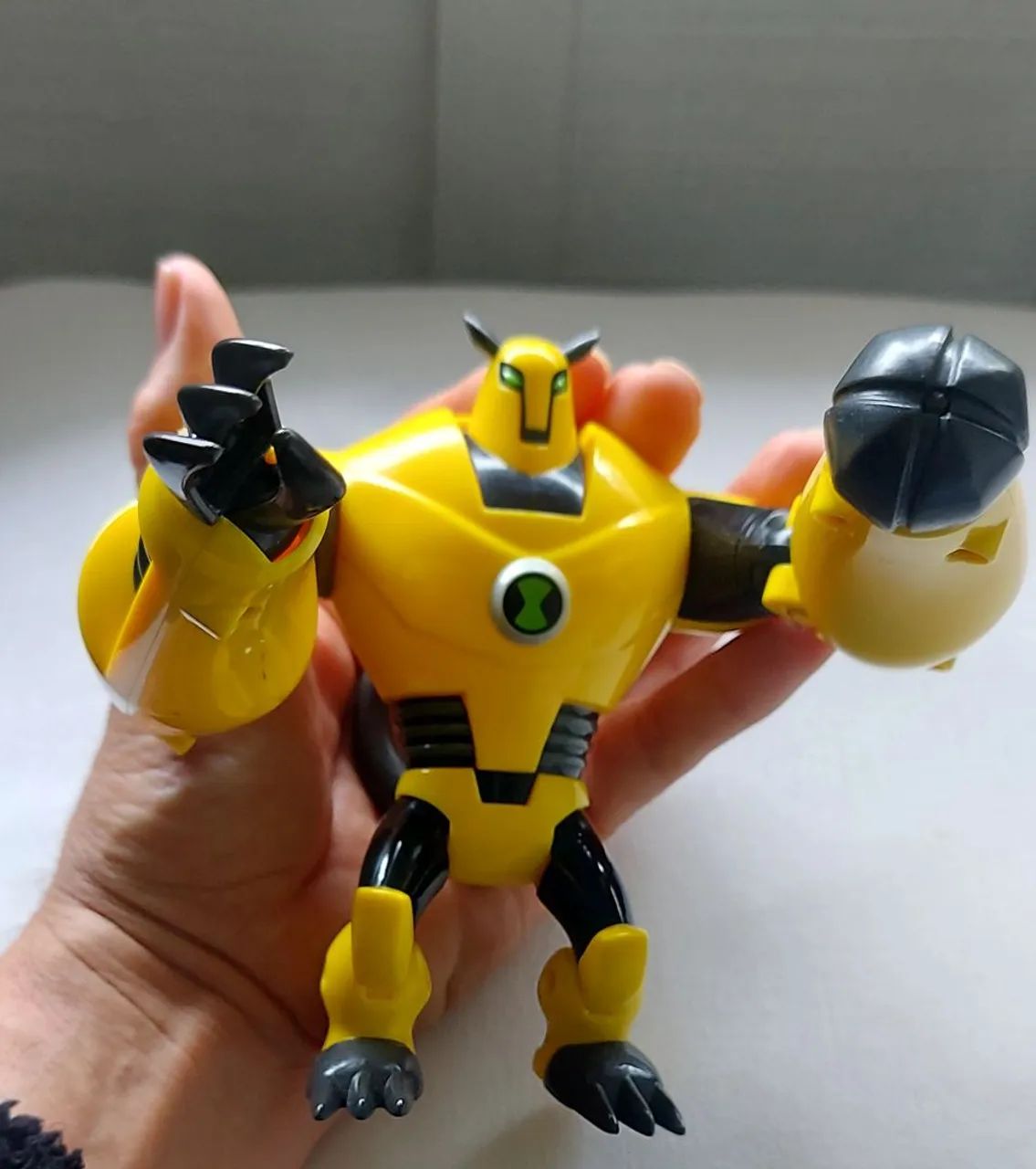 Armatu (Armodrillo) Ben 10 - Foto 4