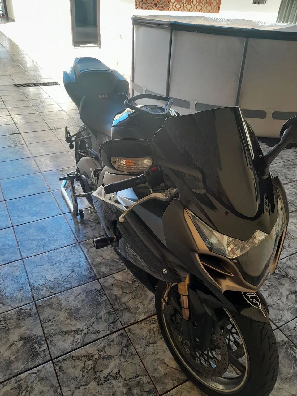 Suzuki GSXR 1000 - Foto 4