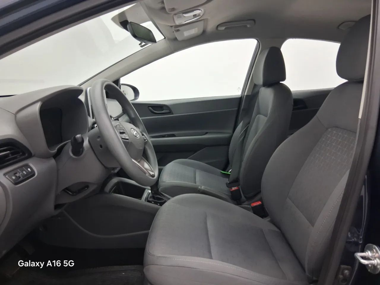 Hyundai HB20S Comfort Plus 1.0 TB Flex 12V Aut, foto 15 de 17