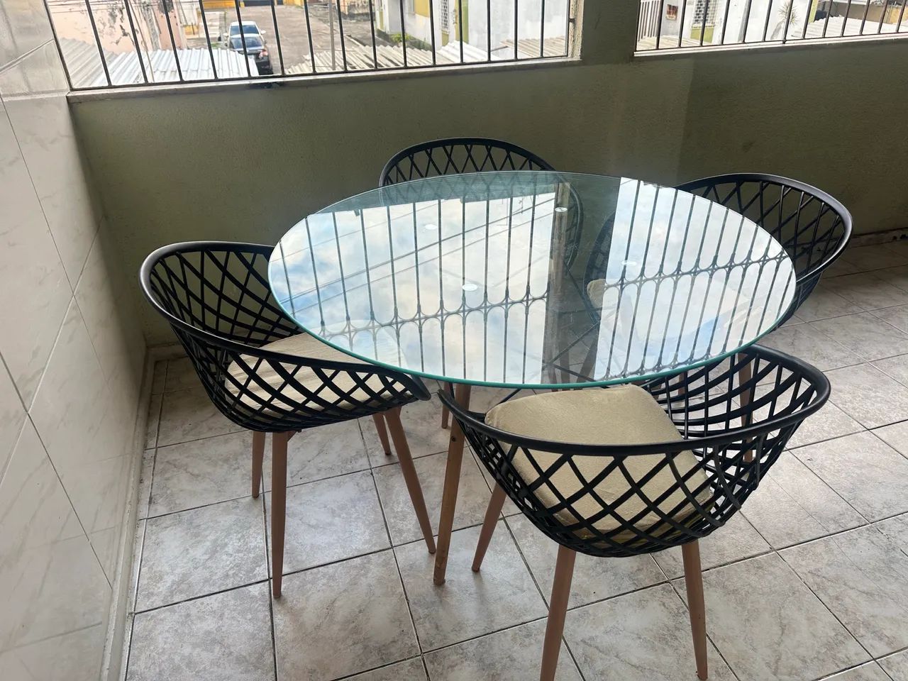 Mesa Tampo Vidro 100 cm + 4 Cadeiras Poltrona Clarice Sidera - Foto 5