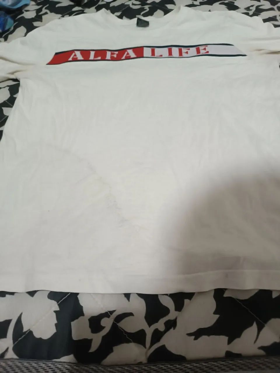 Camisa branca tamanho p  - Foto 2