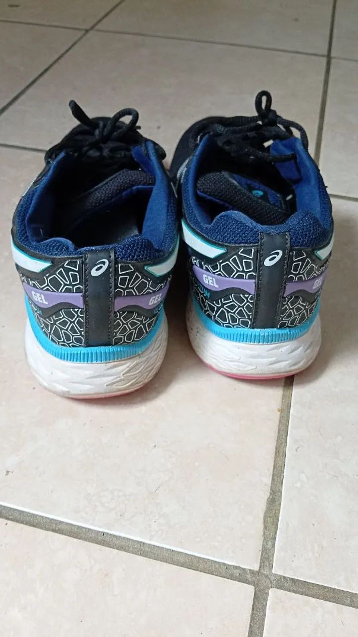 Tênis Asics Quantum GEL Tam. 38 - Foto 3