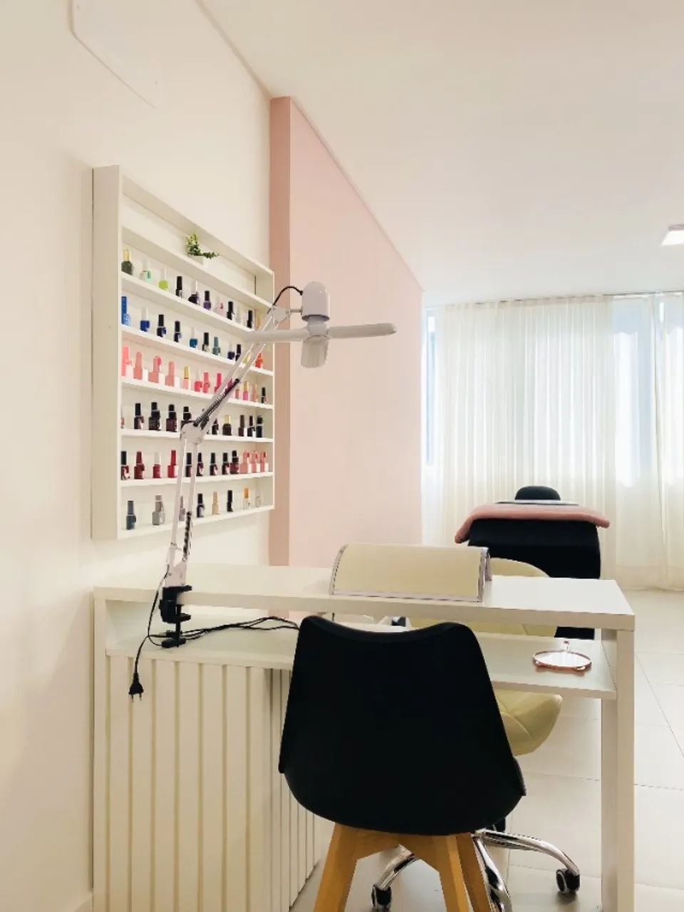 SUBLOCAÇÃO PARA NAIL DESIGNER EM FLORIANÓPOLIS