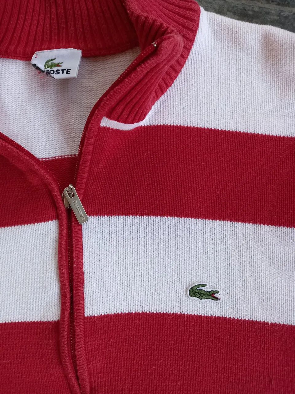 Lacoste Casaco creche impecável tamanho 5 - Foto 5