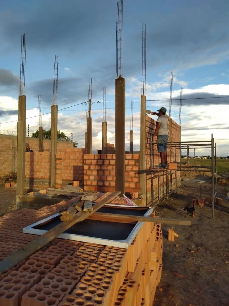 Pedreiro profissional brasileiro em construção civil em geral - Foto 2