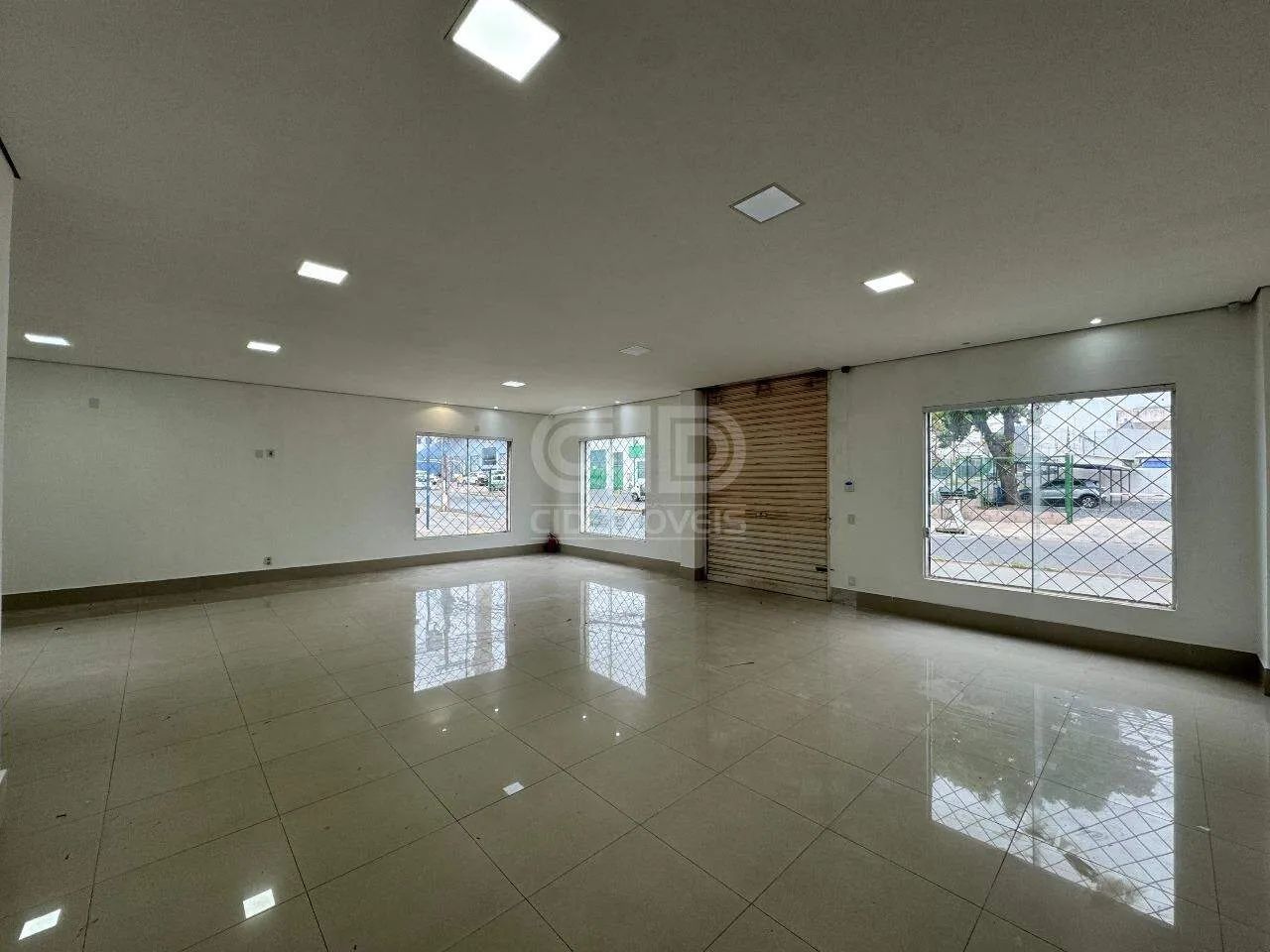 Ponto Comercial com 2 Salões e Cozinha na Barão de Melgaço - Foto 3