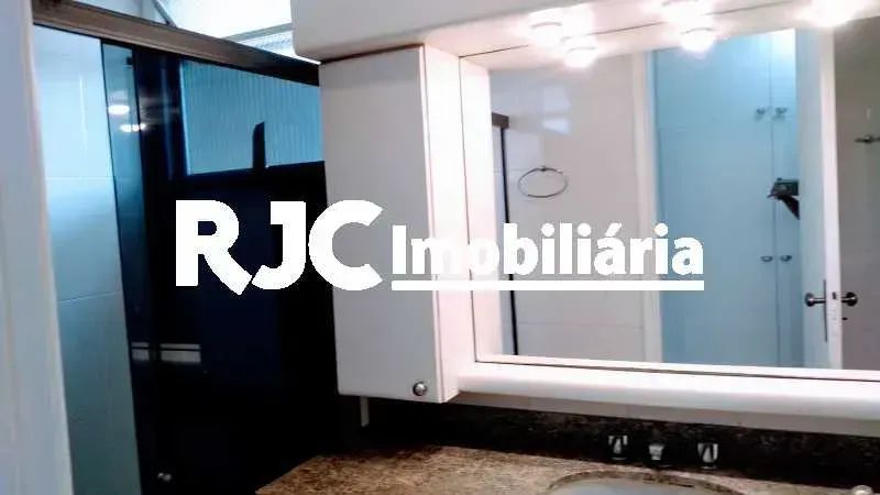 Apartamento para venda possui 130 metros quadrados com 3 quartos em Tijuca - Rio de Janeir - Foto 13