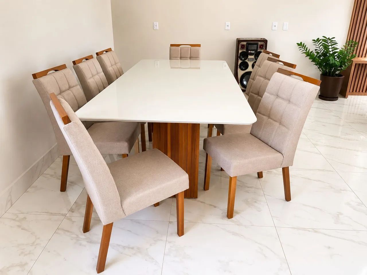 Mesa de jantar de 6 cadeiras 2.20x1.10m