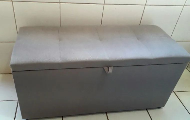 Puffbaú 1 metro no suede mascavo