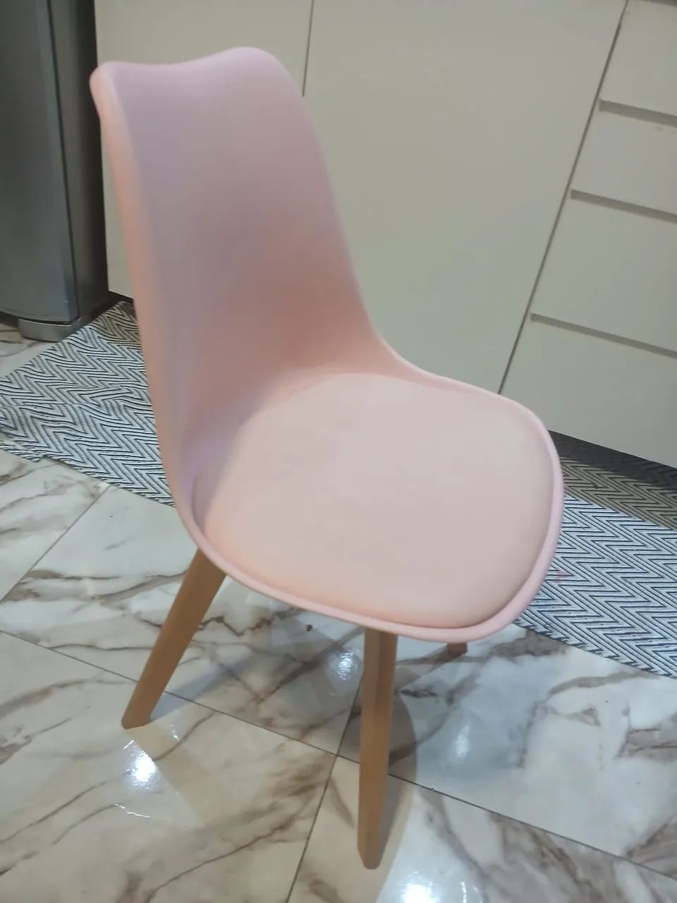 Cadeira moderna - Foto 4