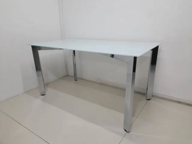 Mesa de escritório de vidro