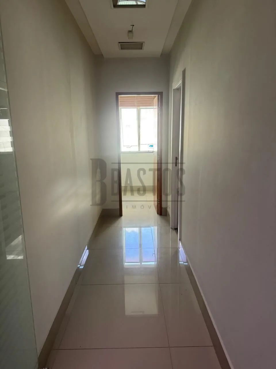 Sala comercial para alugar no bairro Centro - Juiz de Fora/MG - Foto 2
