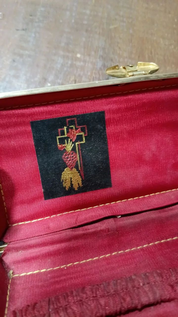 Estojo com acessórios católicos religiosos raro - Foto 5