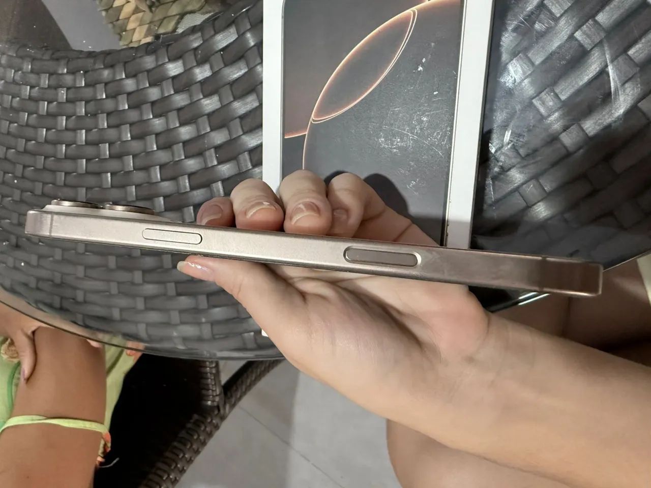 IPHONE 16 pro max  - Foto 2