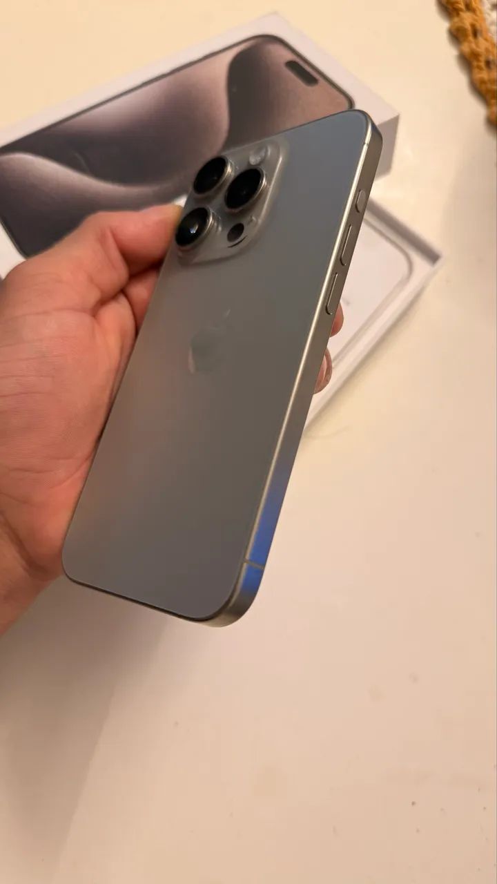 iPhone 15 pro  - Foto 2