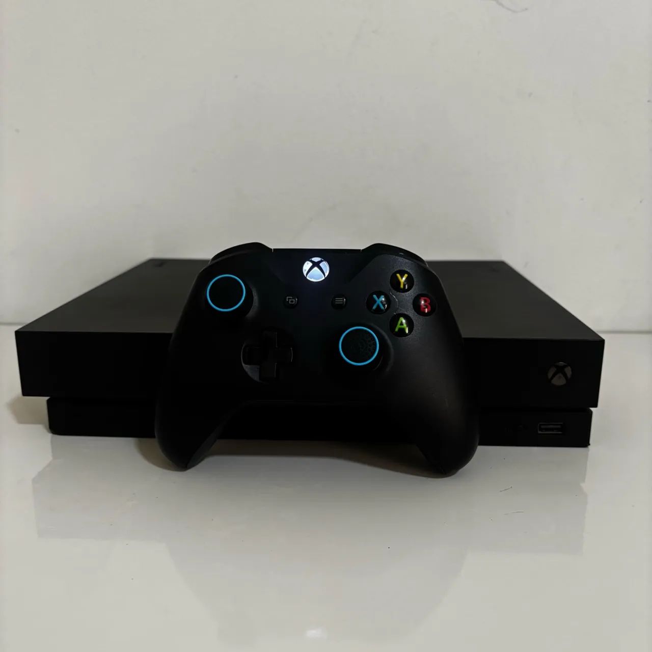 Xbox One X
