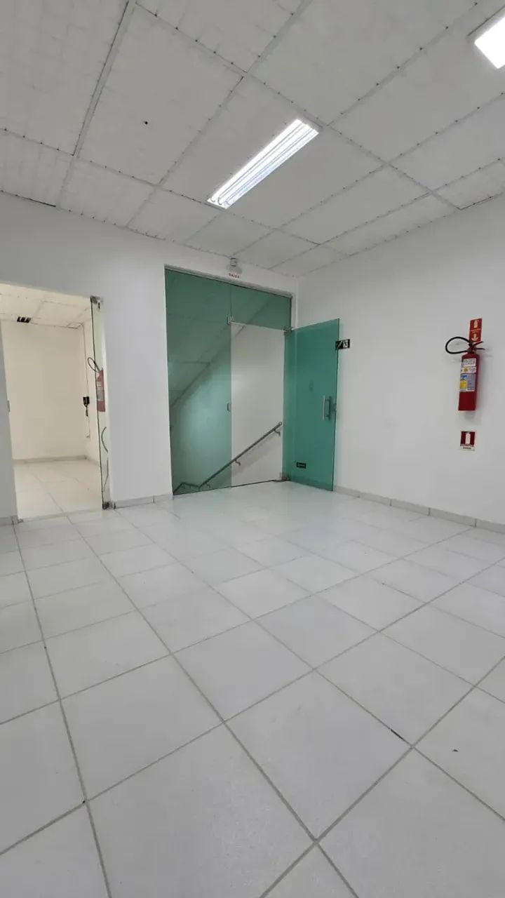 Escritório para aluguel com 220 metros quadrados com 1 quarto em Parque 10 de Novembro - M - Foto 2