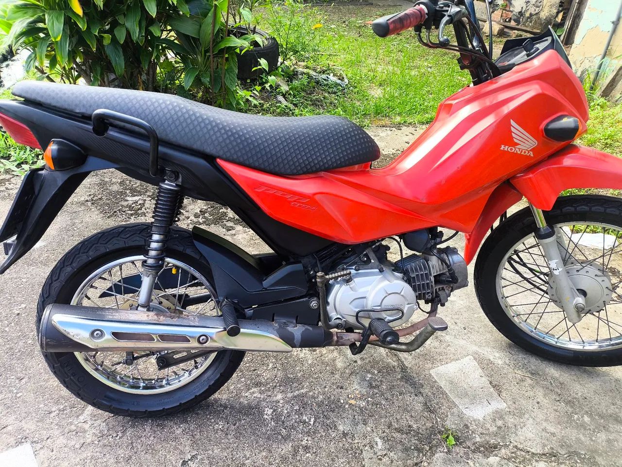 Honda pop 110i selada e quitada.