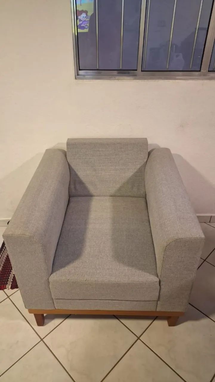 Sofá 2 lugares e 1 lugar..estão em ótimas condições  e ainda acompanham lindas almofadas!! - Foto 4