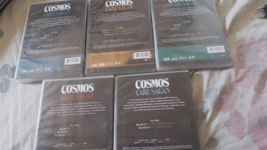 COLEÇÃO COSMOS CARL SAGAN COMPLETO - Foto 2