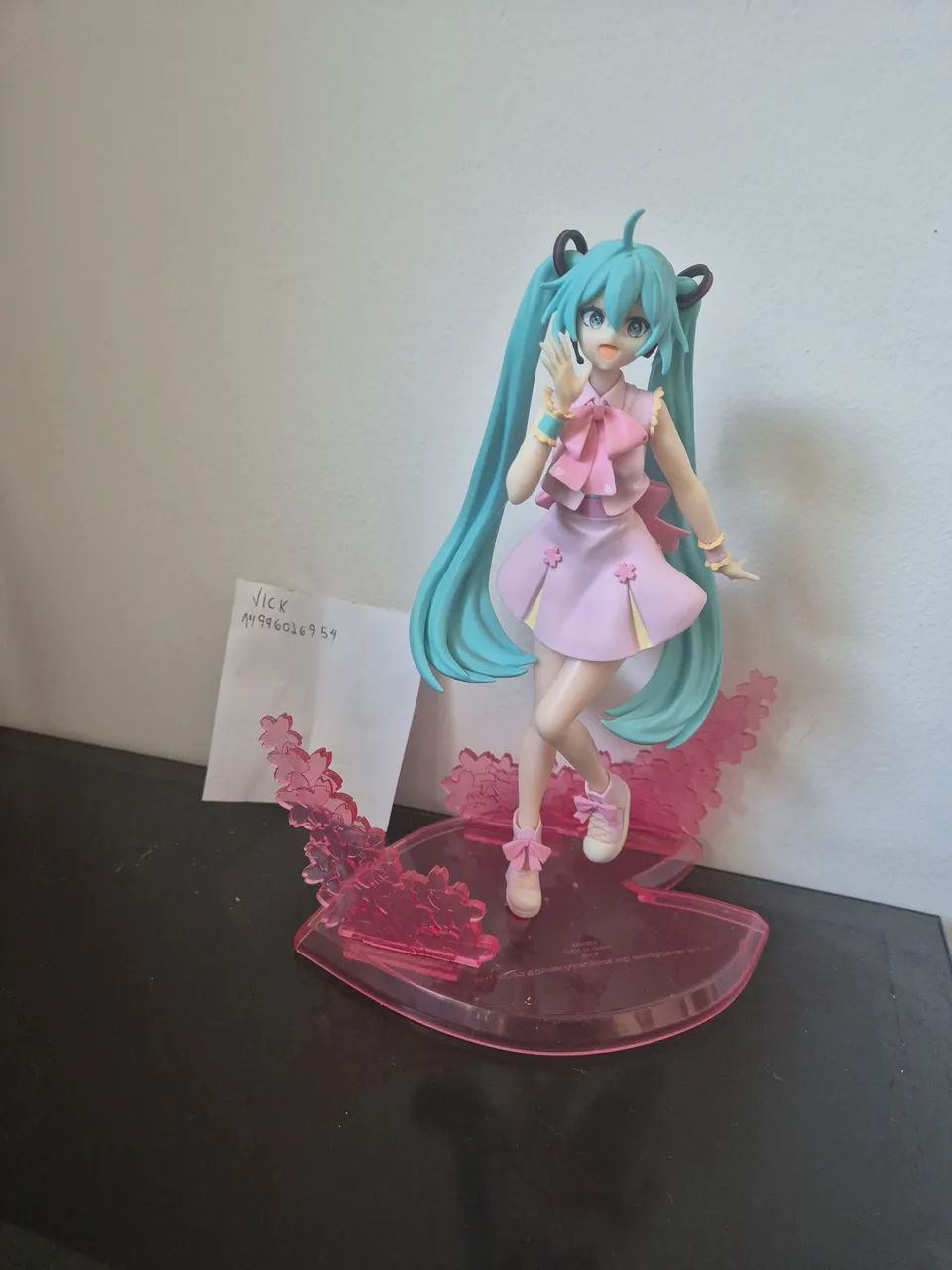 Hatsune Miku Sakura - luminasta