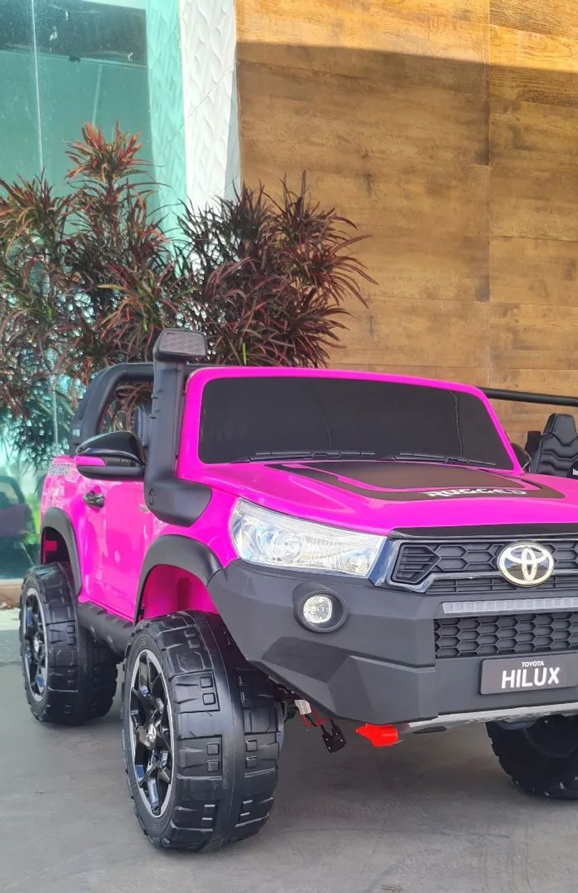 HILUX PREMIUM LICENCIADA 12V 
