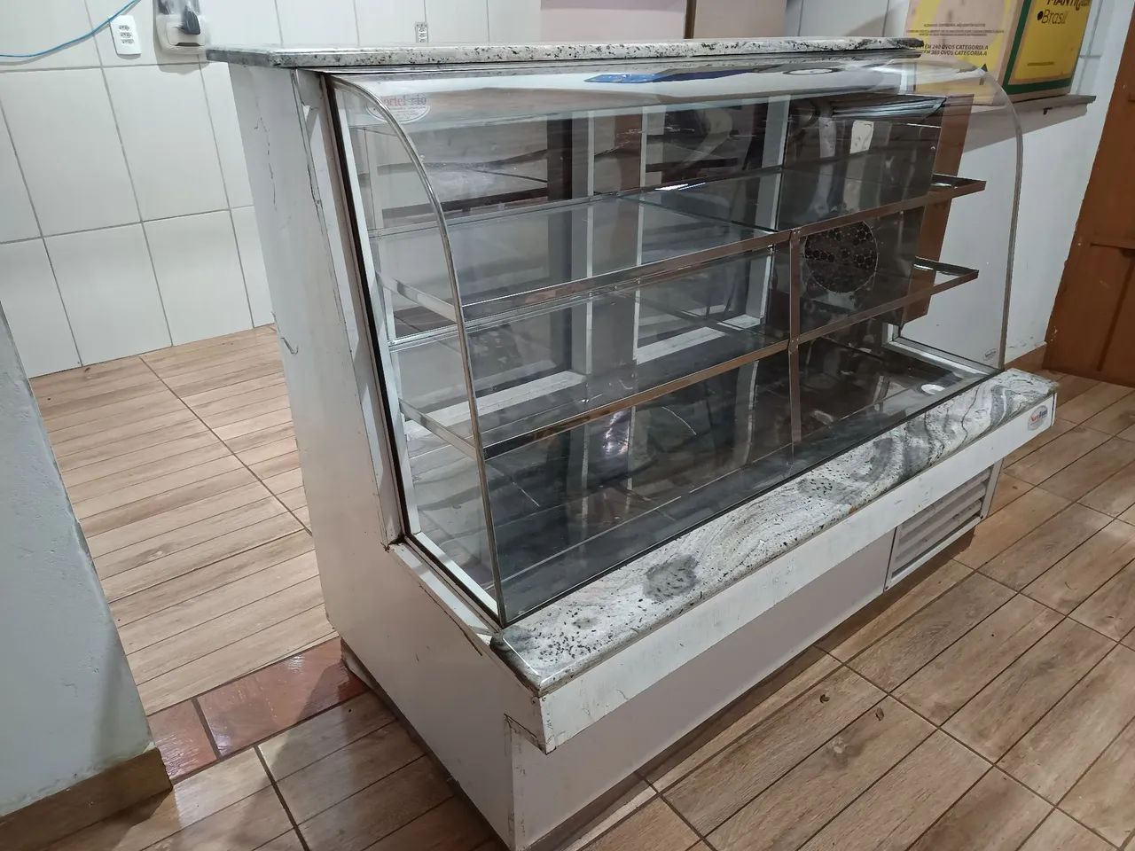 Balcão Expositor doces e bolos - Foto 4