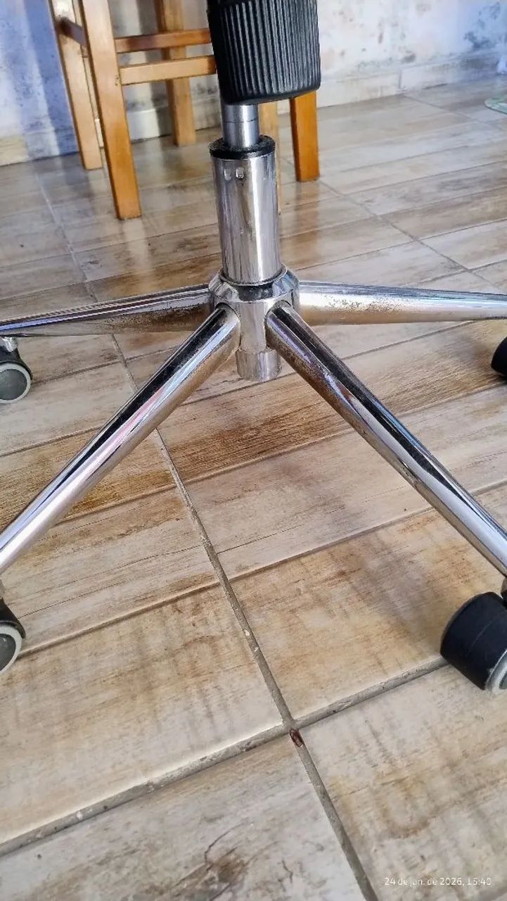 Cadeira Secretária Giratória - Foto 5