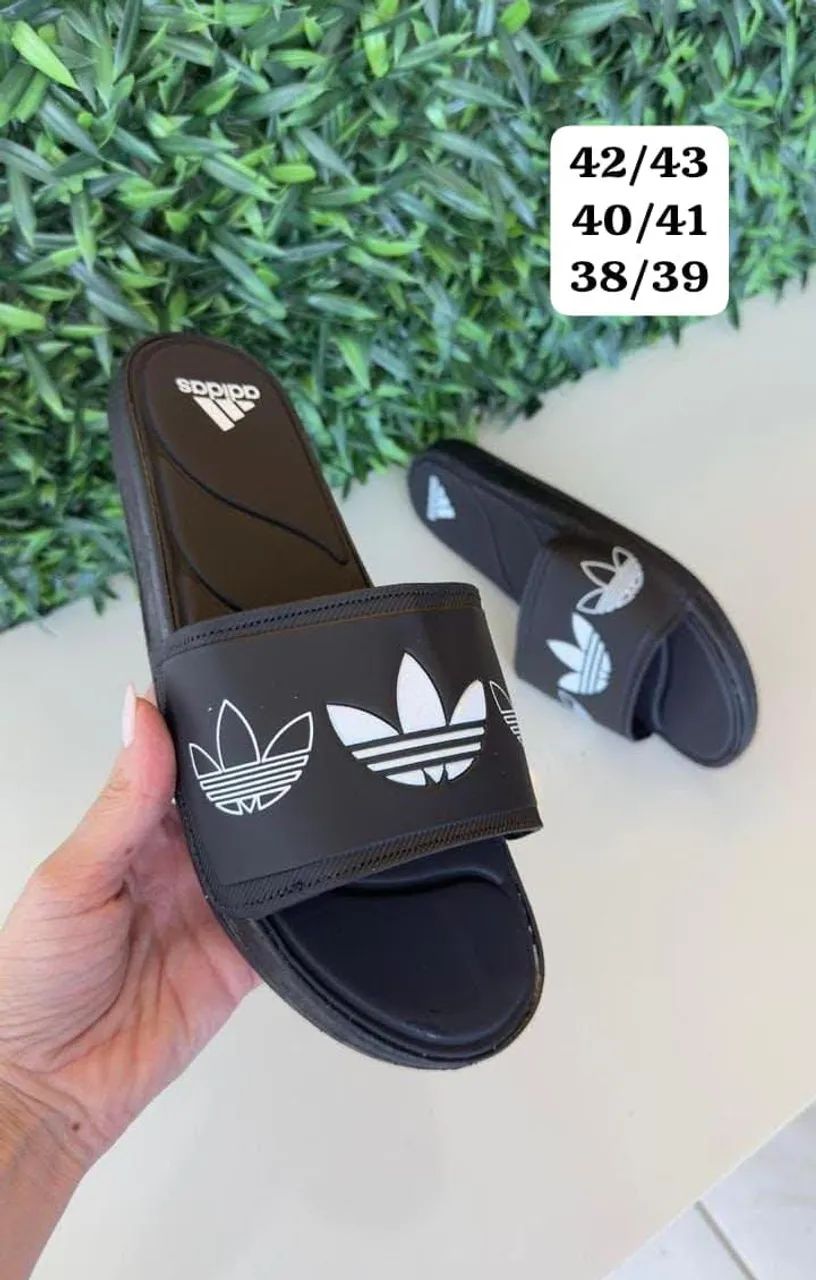 Sandália slides 