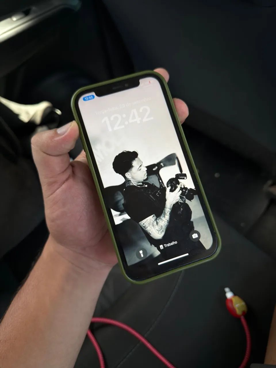 iPhone 12 pra vender logo 