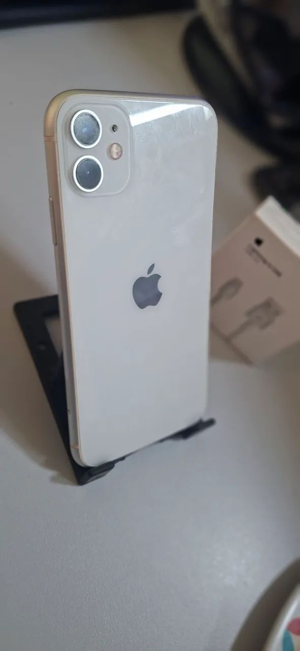 iPhone 11 Branco 64 GB | Face ID OK - Entrego Grátis - Celulares e