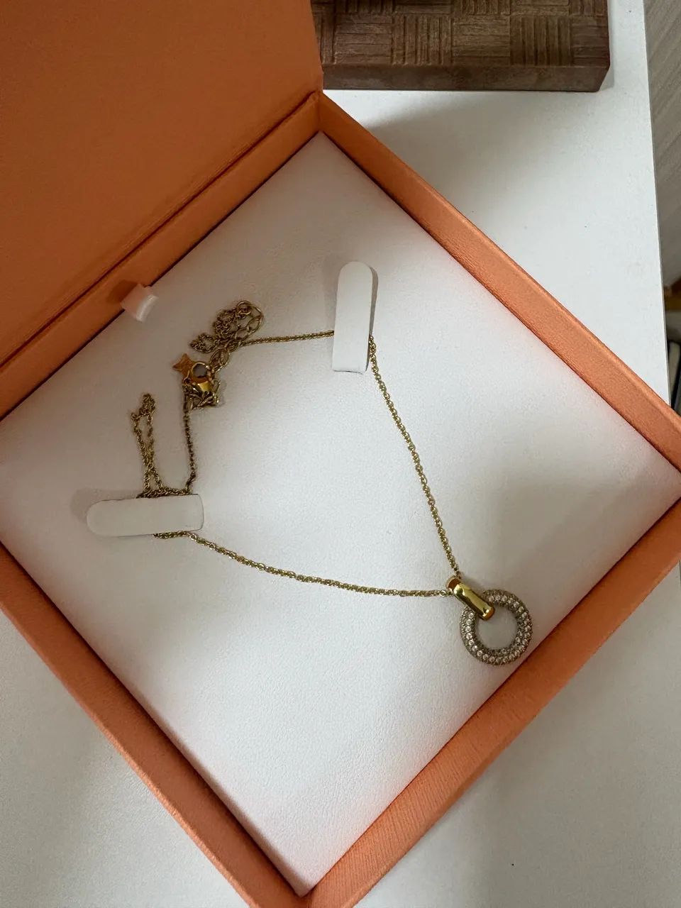 Vendo Colar Vivara banhado a ouro  - Foto 2